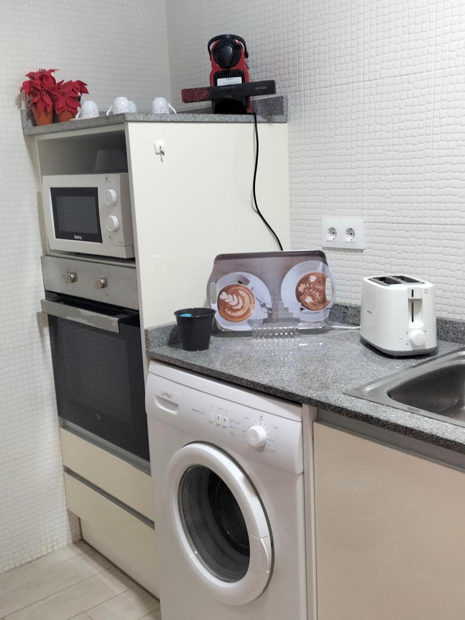 Apartiabeach Apartamentos Alcossebre Rom bilde